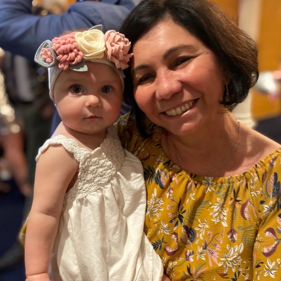 Meet your Posher, Emelina - Picture 2 of 2